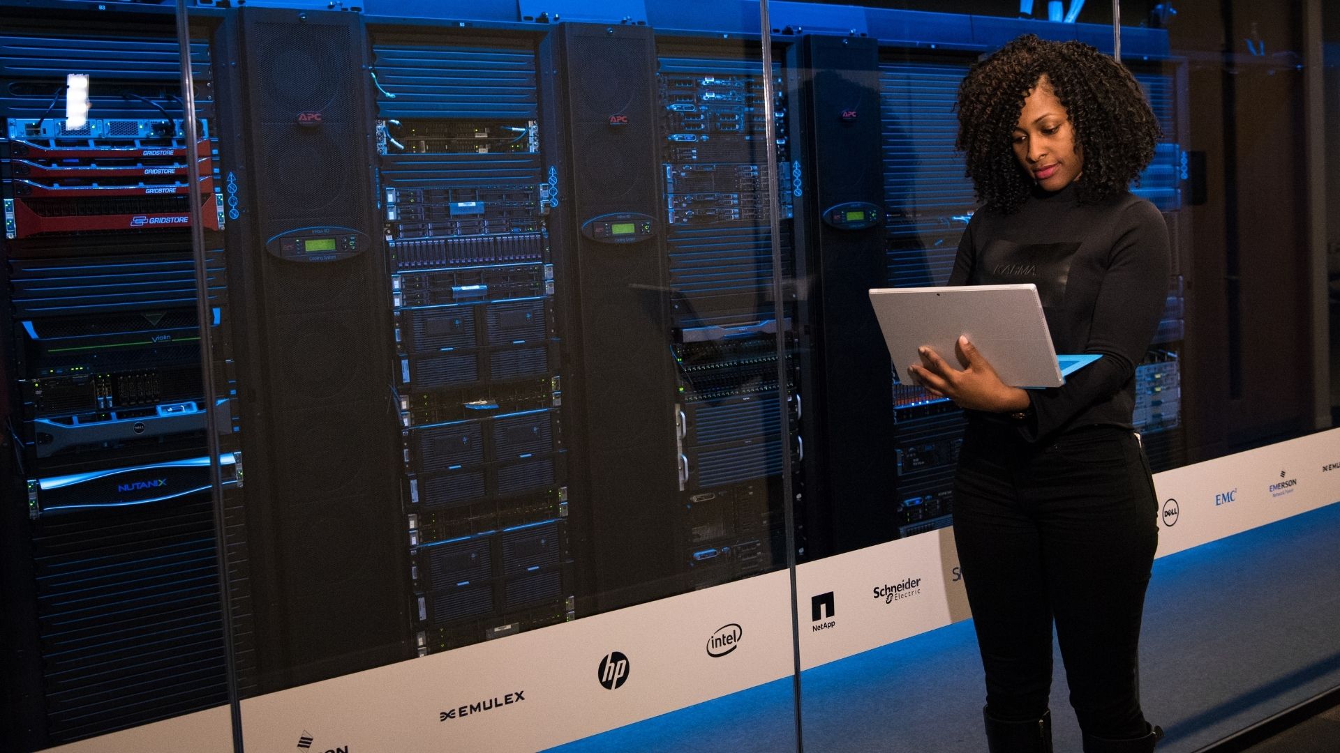 Closed-Loop Filtration  –  Conserving Water for Data Server Facilities